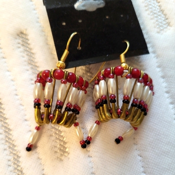 Pair of Native American style Earrings Headdress Hand made - Picture 1 of 10